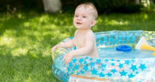 Babys und Kleinkinder vor Hitze schützen – Experten-Tipps